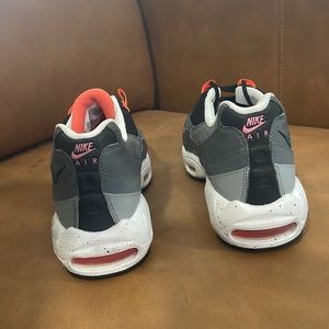 Air max ‘96 “Black Speckled”